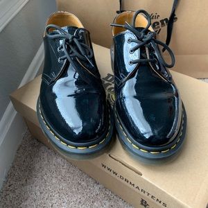 doc martens 1461 patent black